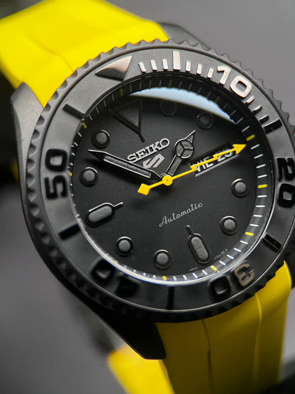 EIKO 5 Sports "Black Bolt"